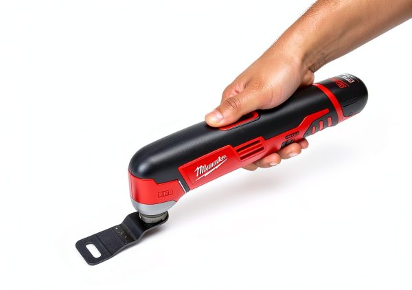 Milwaukee Cordless Oscillating Power Tool-1